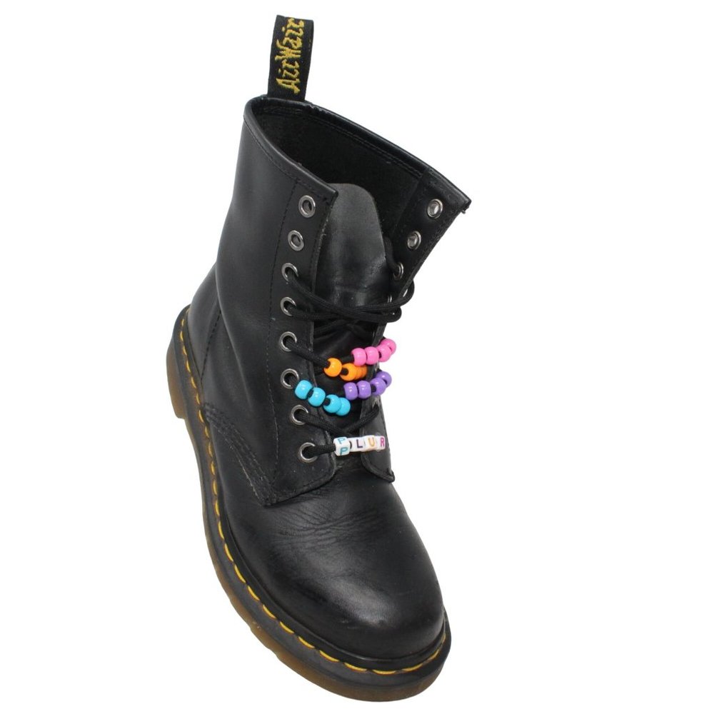 Doc Martens Womens Size 7 Air Wair Combat Boots Black Leather Beaded Laces 11821